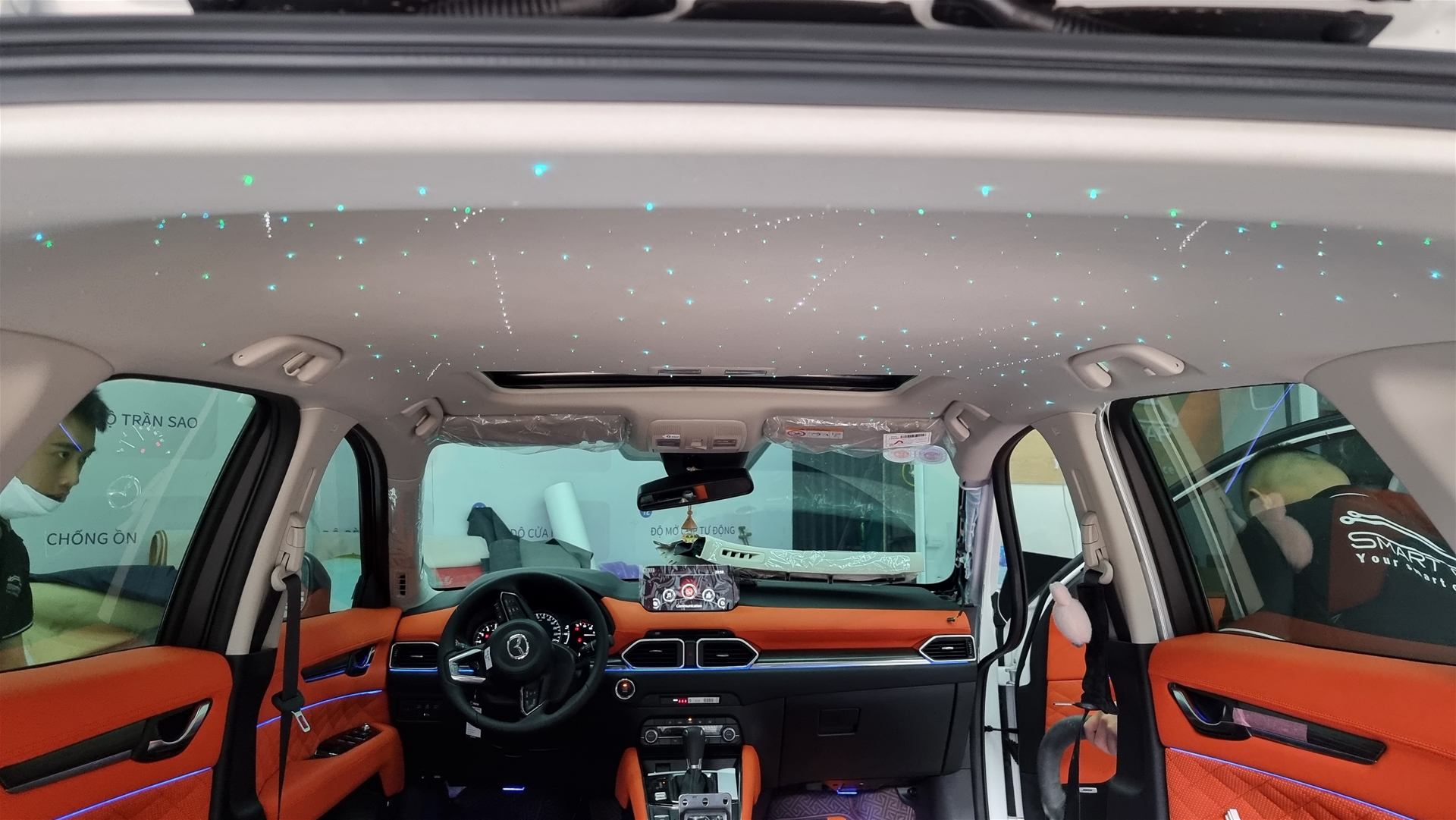 Đổi màu nội thất Mazda CX5 cam Hermes - Hình 4